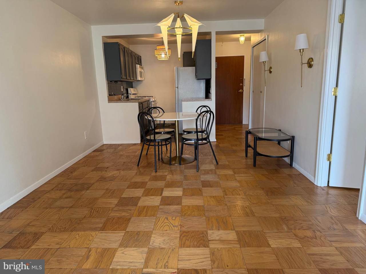 730 24TH Street - Photo 1