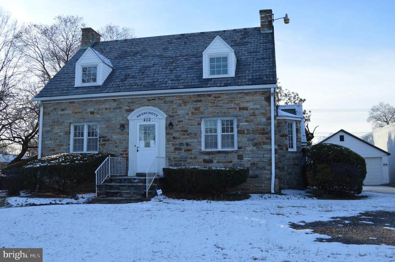 402 Crain Highway - Photo 1