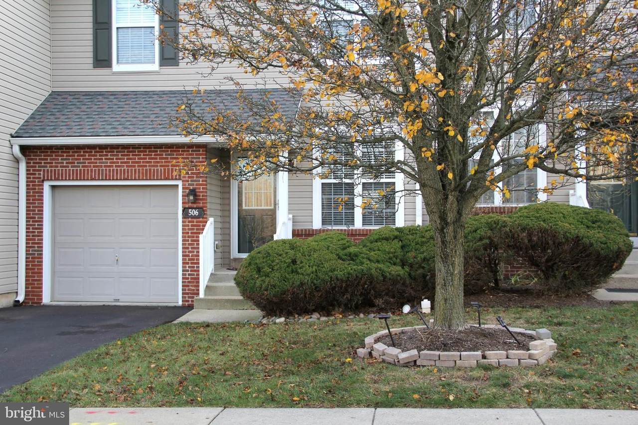 506 Quincy Street - Photo 1