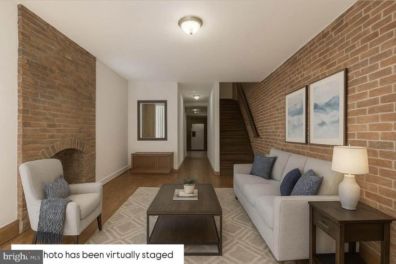 1742 Lombard Street - Photo 1