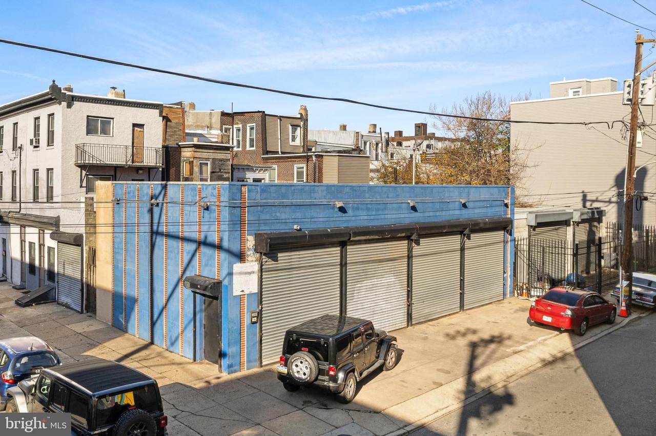 2200-12 Hope Street - Photo 1