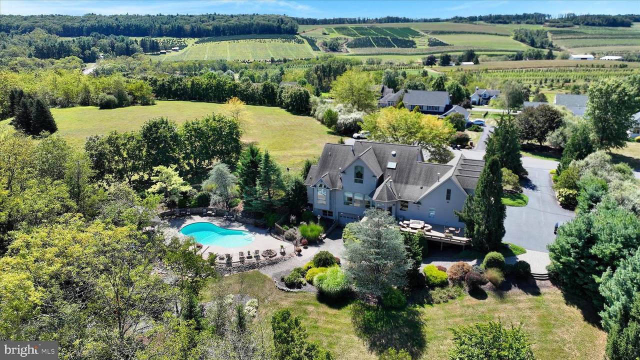 1161 Sunset Drive - Photo 1