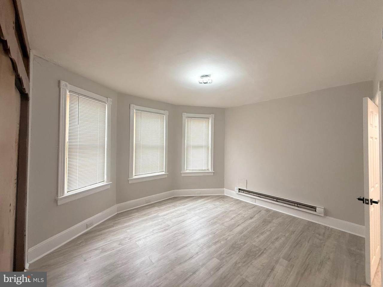 1718 Broad Street - Photo 1