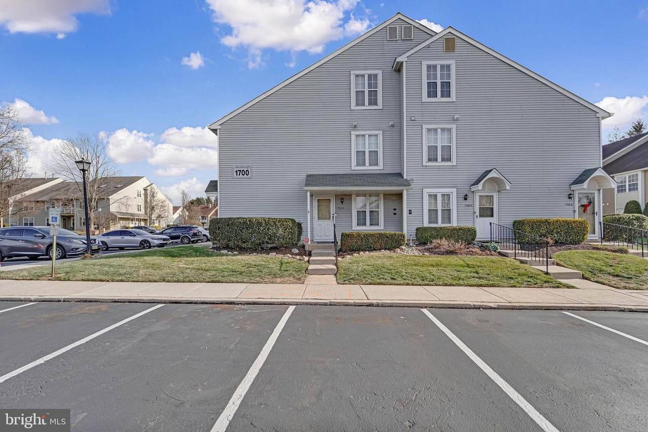 1707A Heatherstone Court - Photo 1