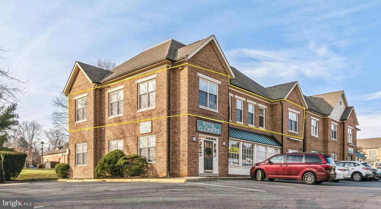 9913 Georgetown Pike - Photo 1