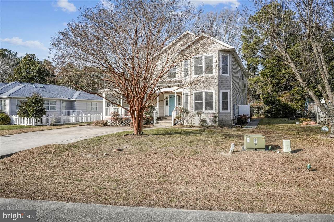 990 Hawksbill Street - Photo 1