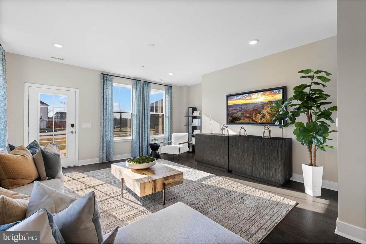 152 Leona Stewart - Photo 1