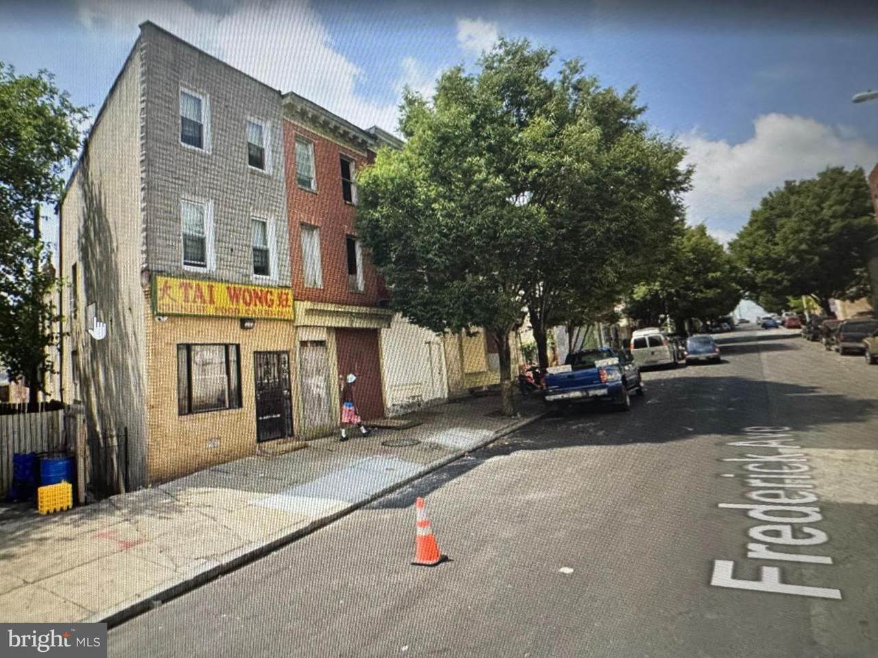 1611 Frederick Avenue - Photo 1