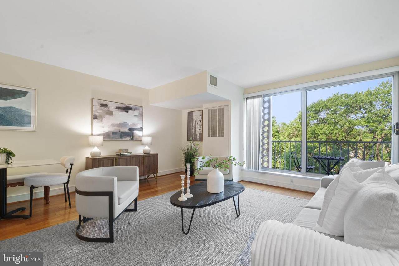 800 4TH Street - Photo 1