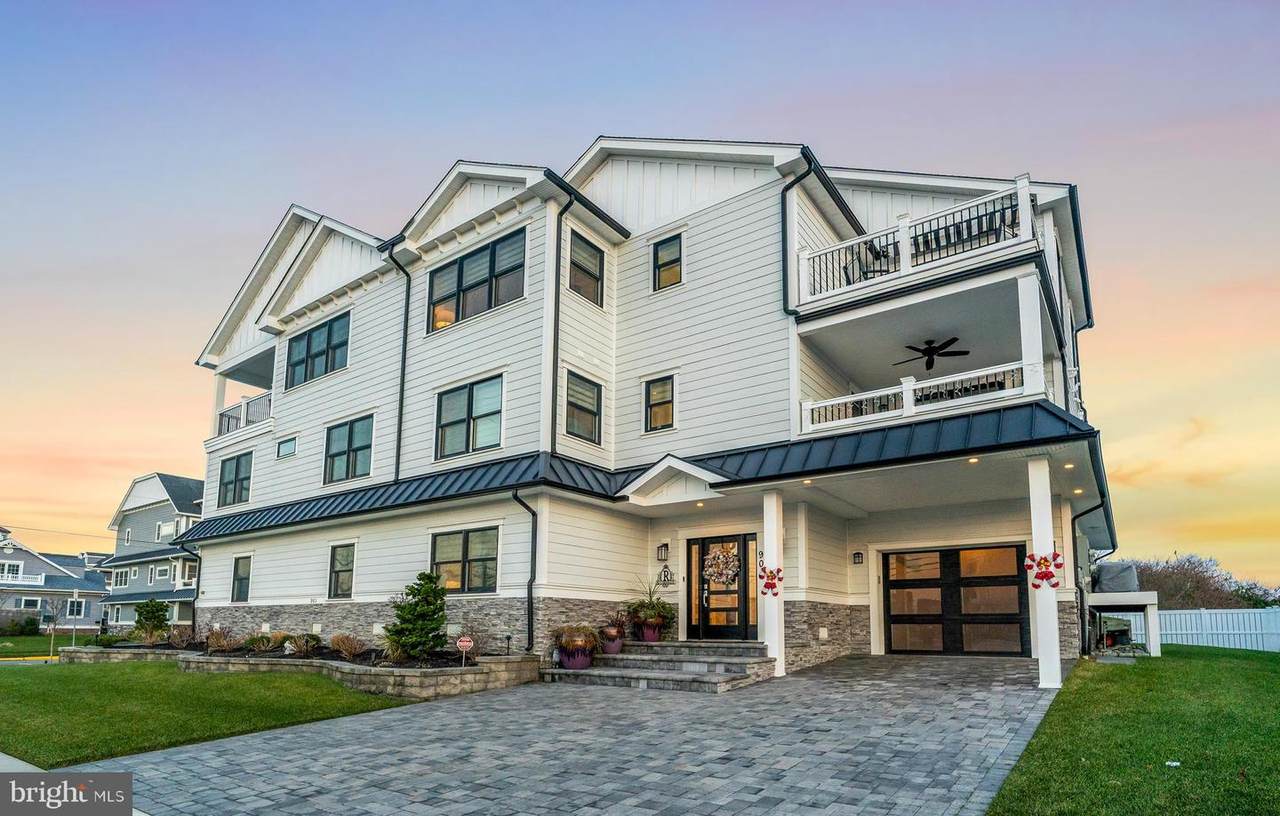 901 Commonwealth - Photo 1