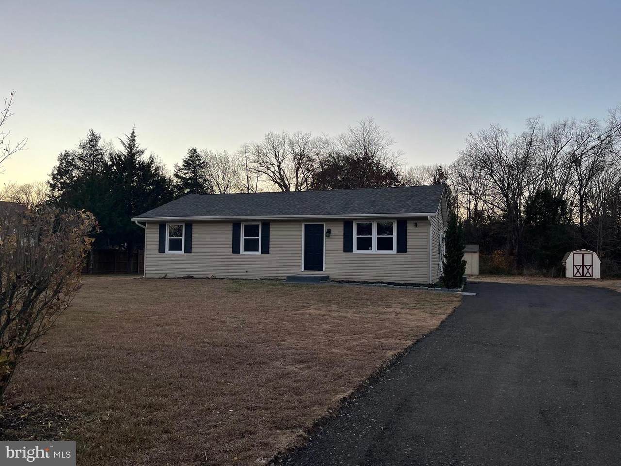 10 Main Street - Photo 1