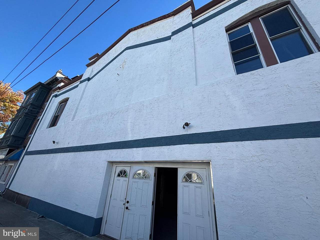 5926-32 Lansdowne Avenue - Photo 1