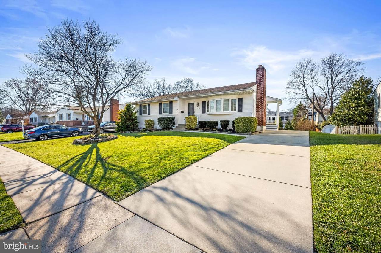 2112 Suburban Greens Drive - Photo 1