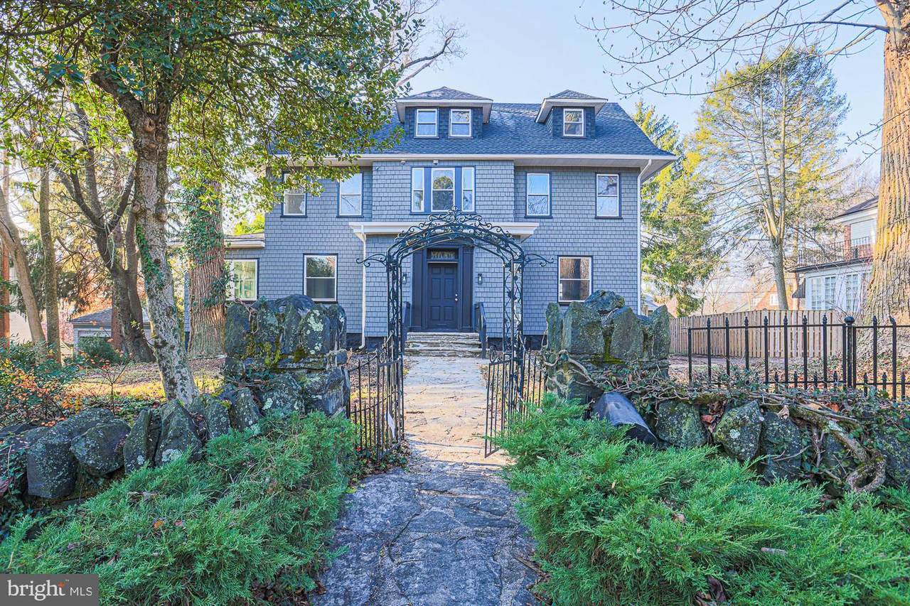 2606 Queen Anne Road - Photo 1