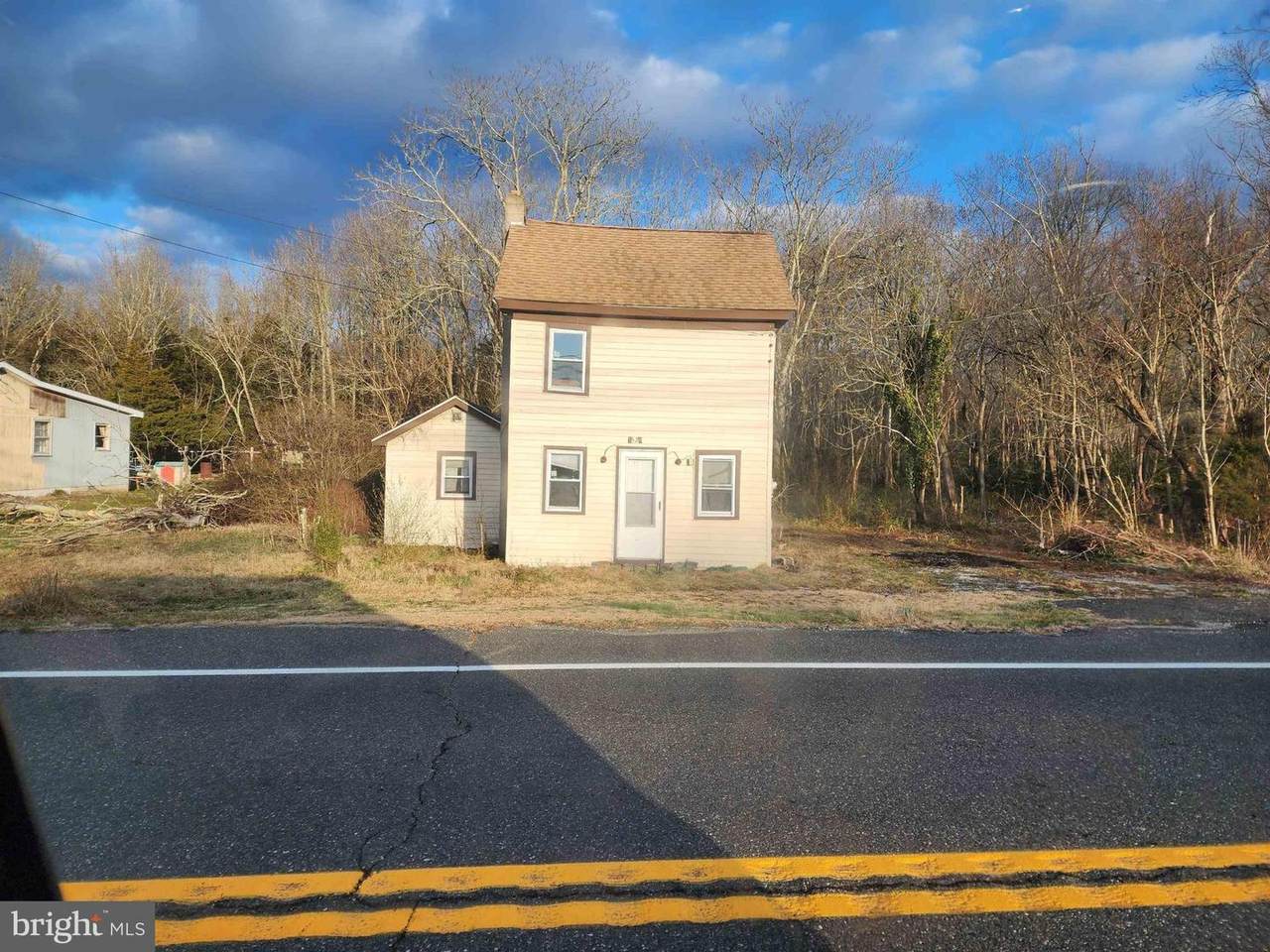 1528 North Avenue - Photo 1