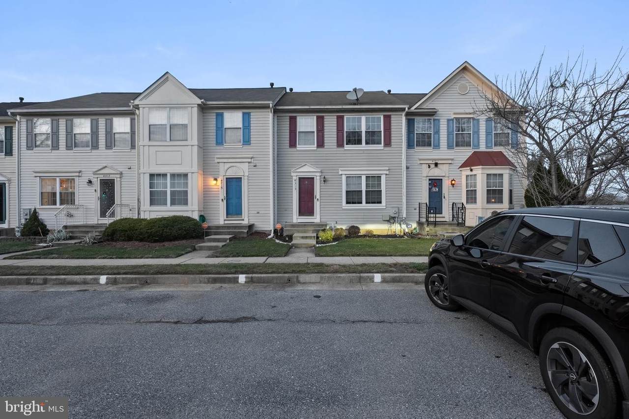 4313 Star Circle - Photo 1