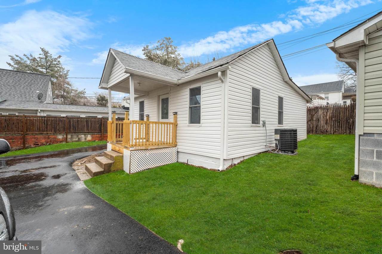 1504 Taylor Avenue - Photo 1