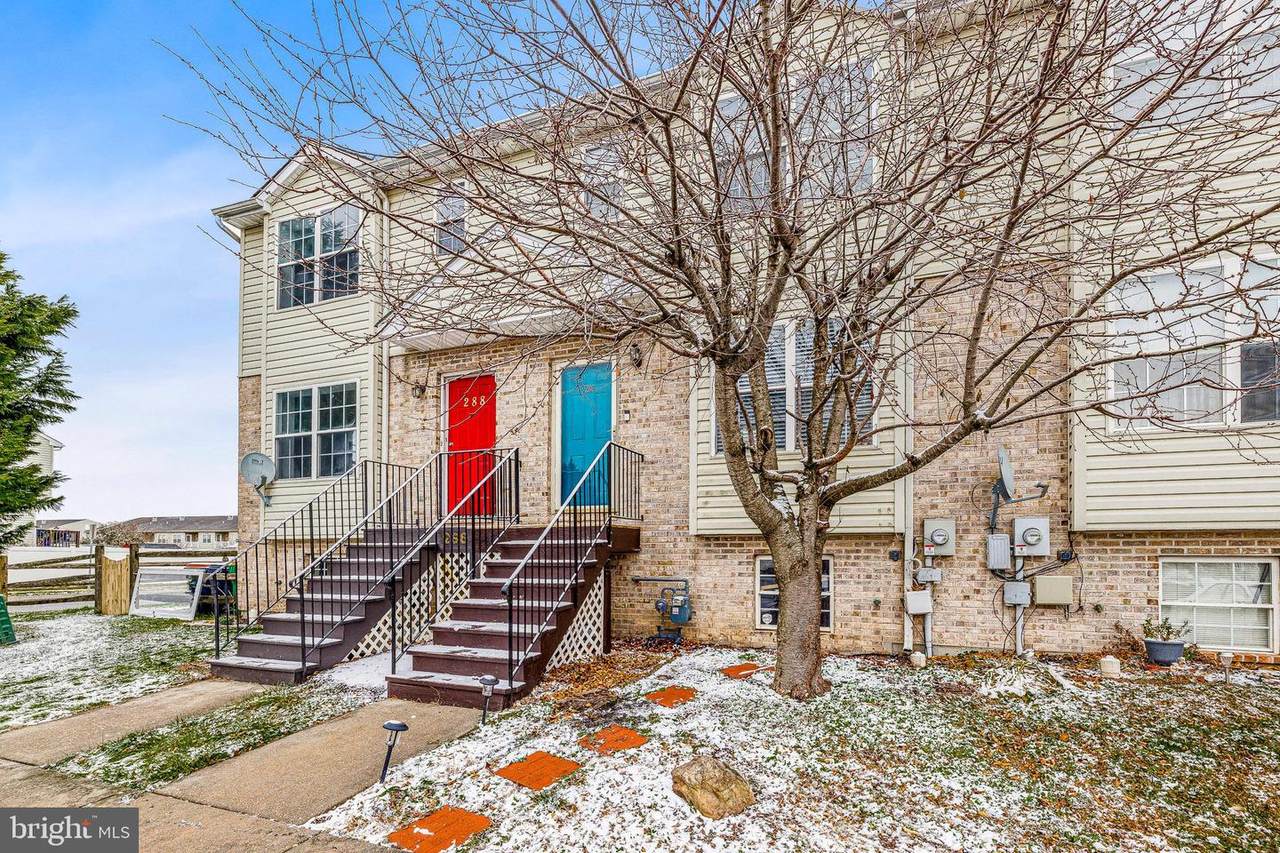 286 Vincent Circle - Photo 1