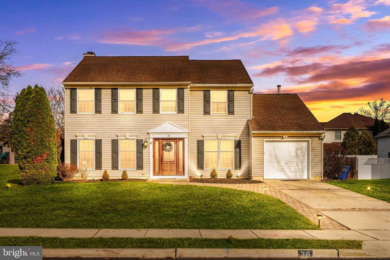 36 Kensington Drive - Photo 1