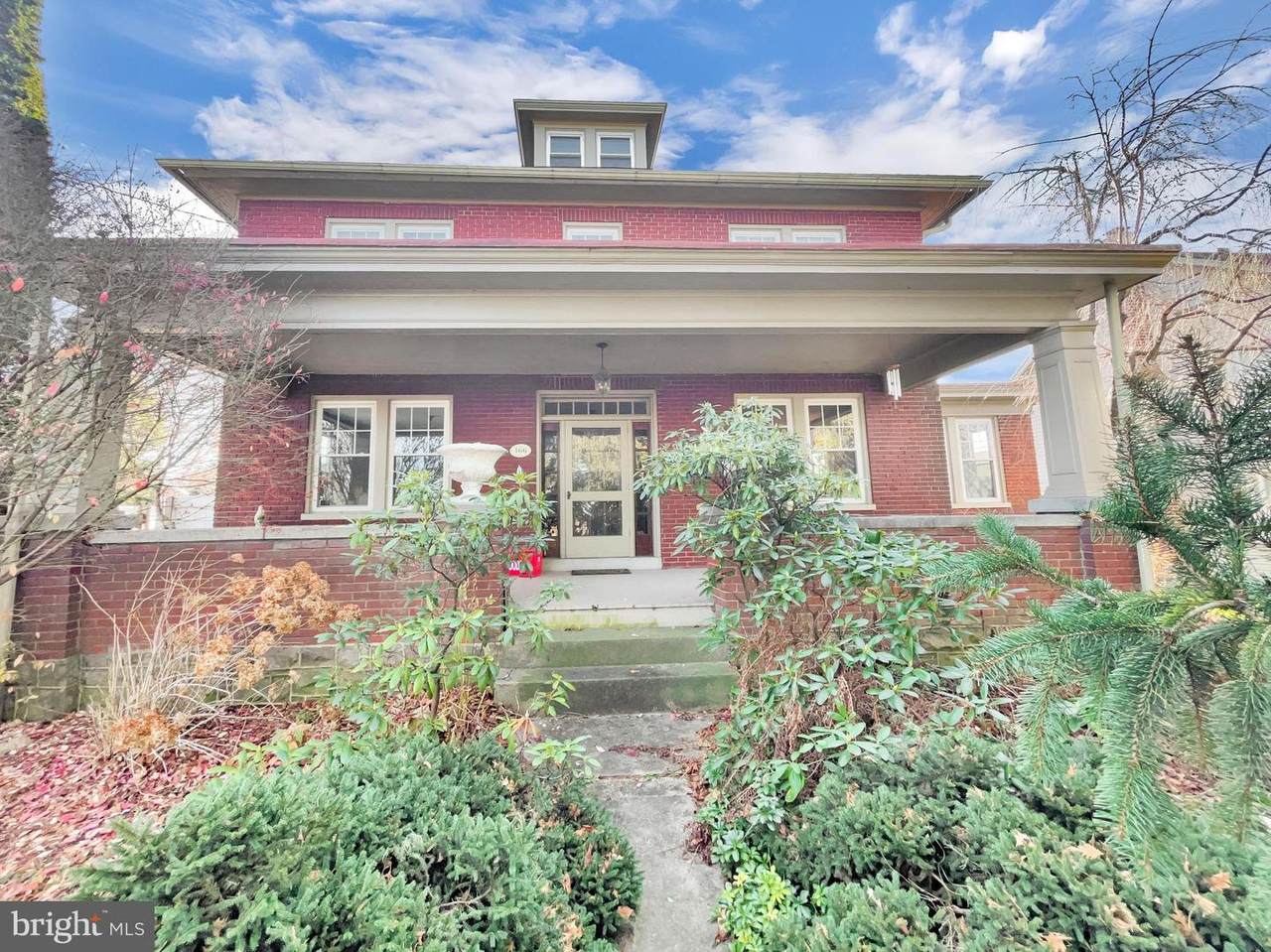 466 Main Street - Photo 1