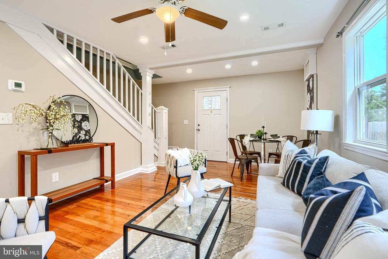 407 Commerce Street - Photo 1