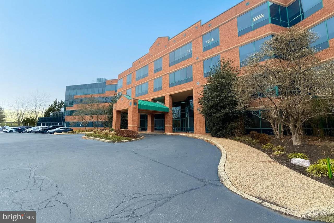 930 Harvest Drive - Photo 1