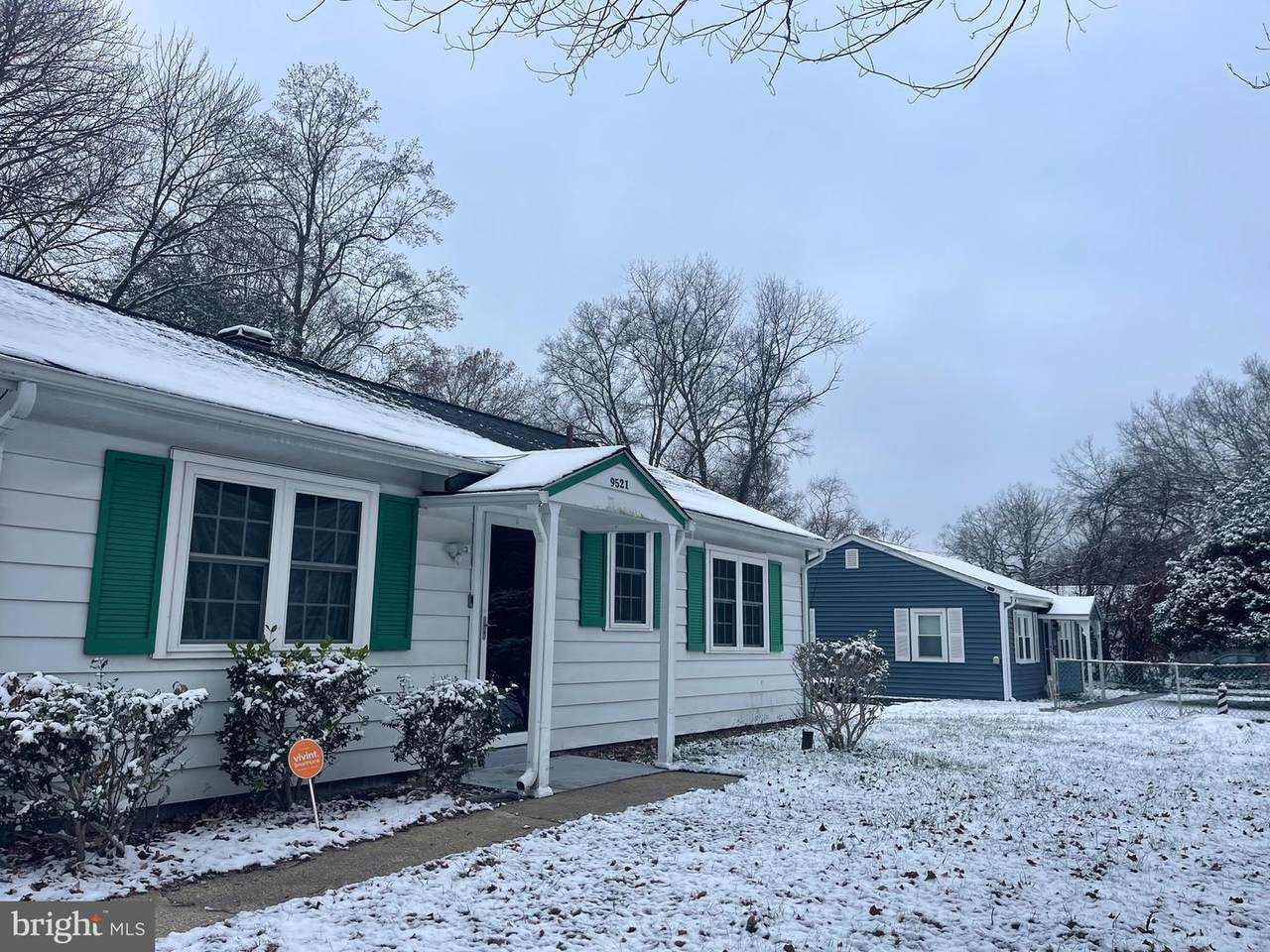 9521 Badger Avenue - Photo 1