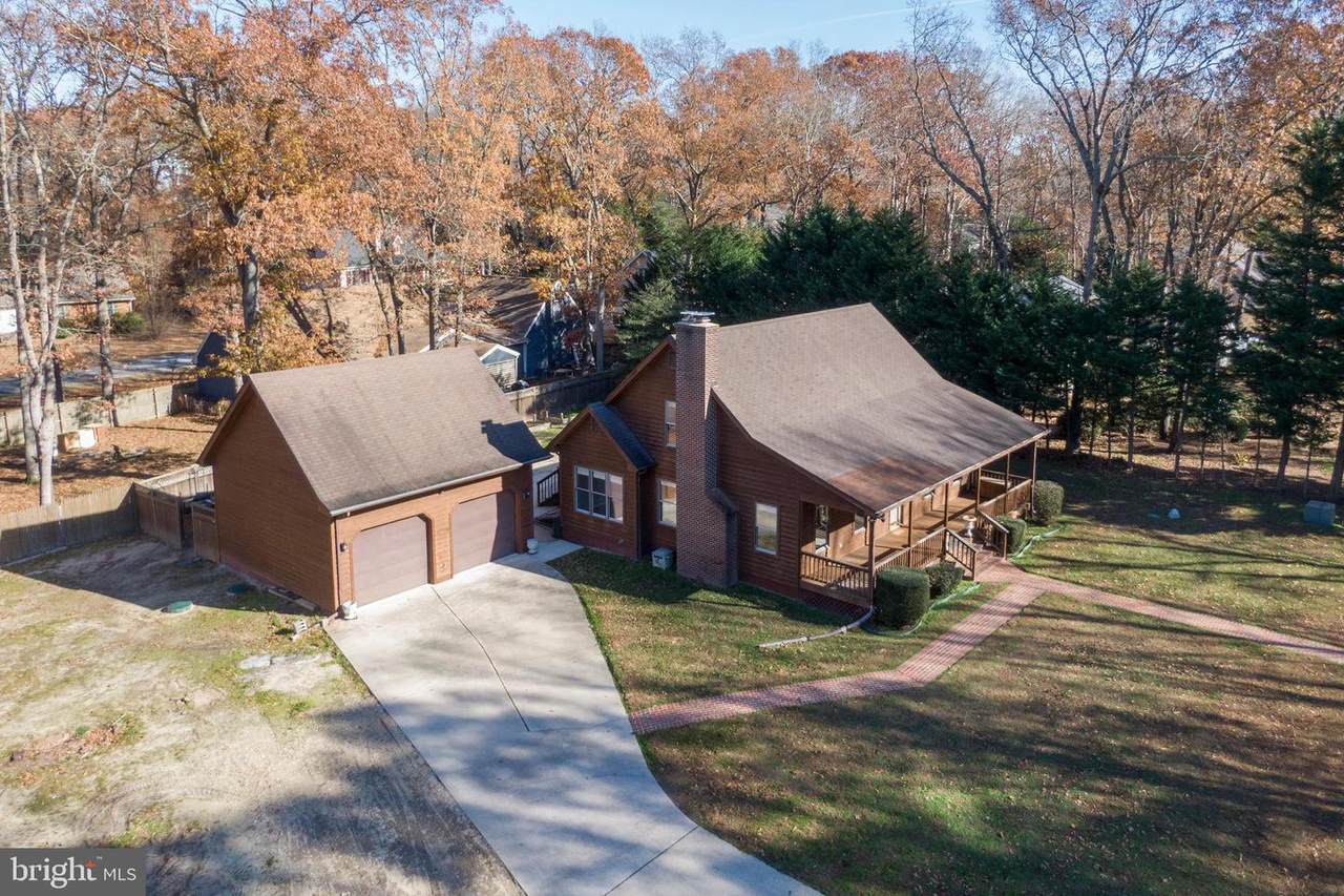 12 Roberts Road - Photo 1