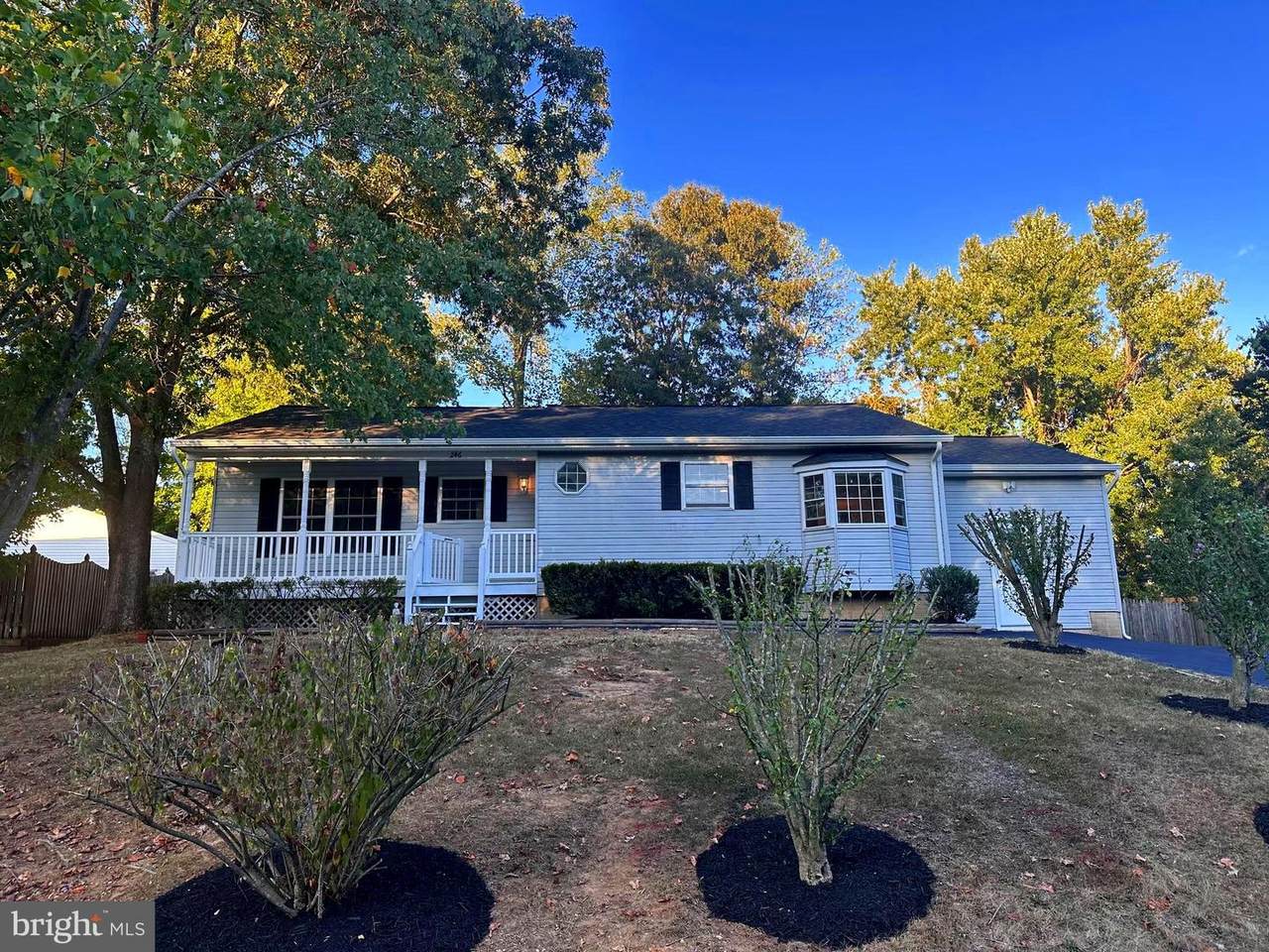 246 Vine Place - Photo 1