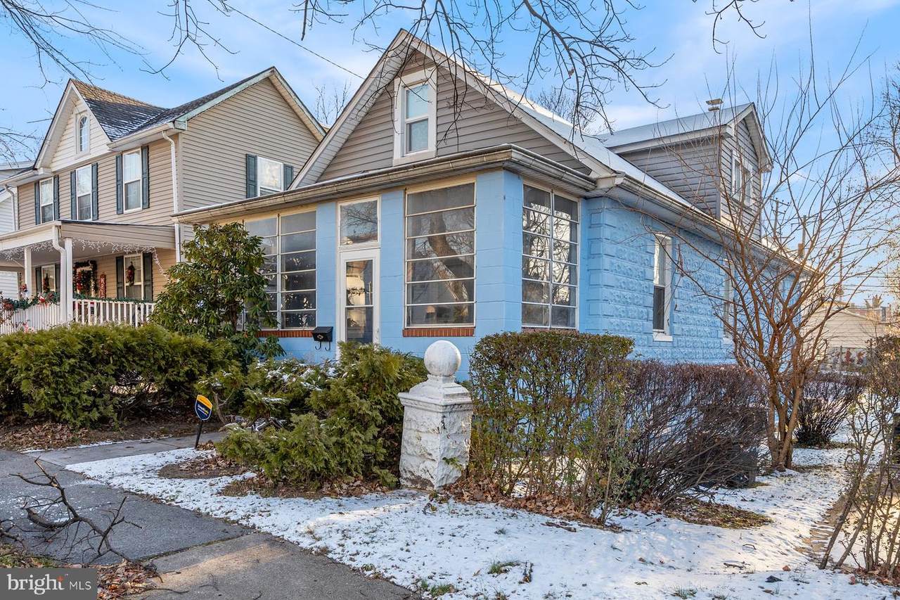 1710 Wilmington Avenue - Photo 1