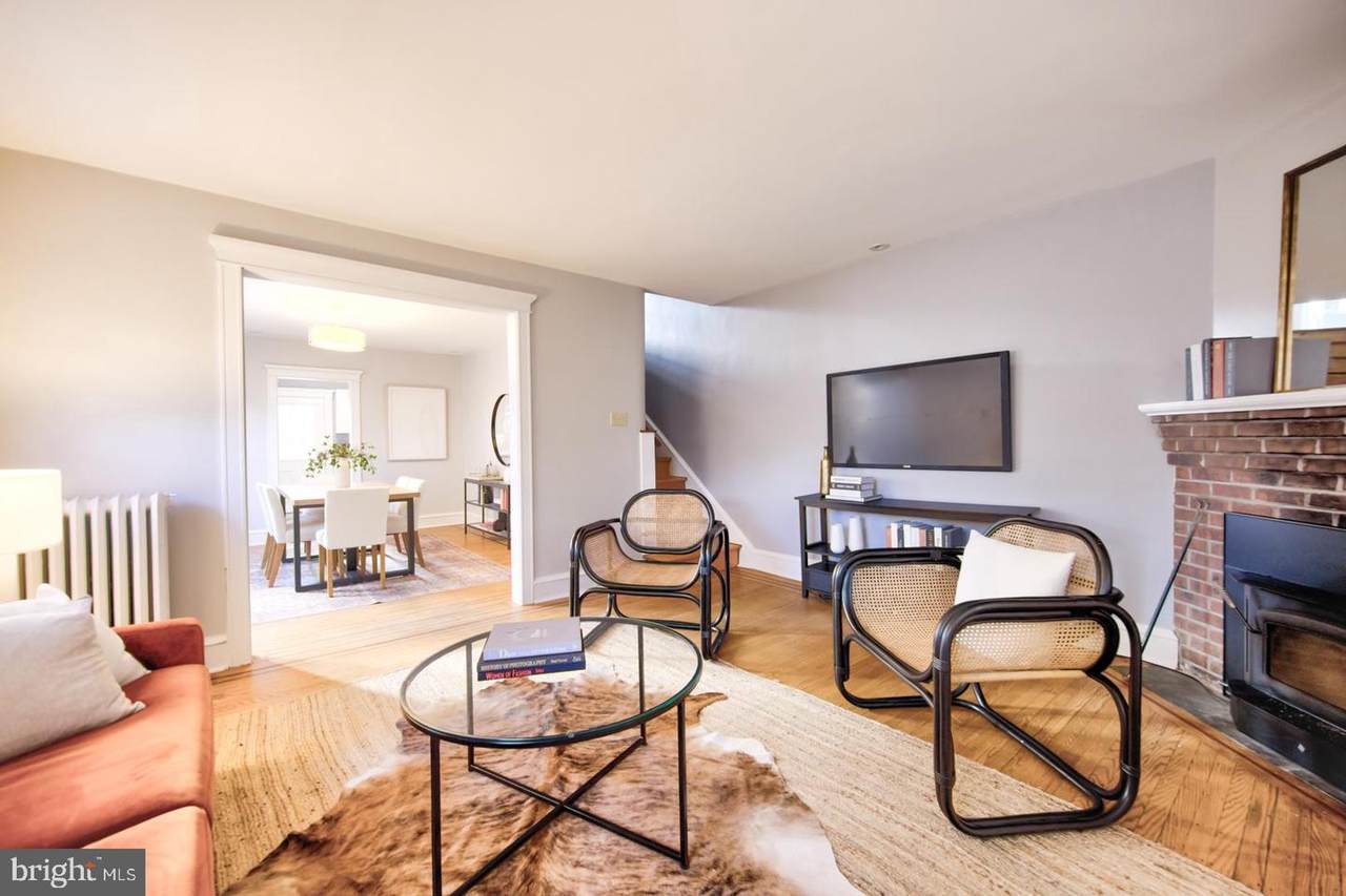 576 Barrett Avenue - Photo 1