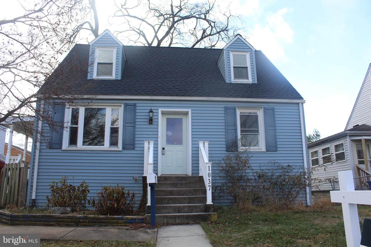 1037 Beechwood Drive - Photo 1