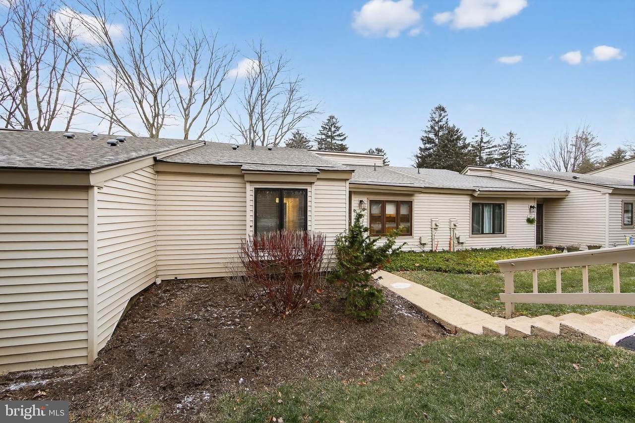 115 Ashton Way - Photo 1