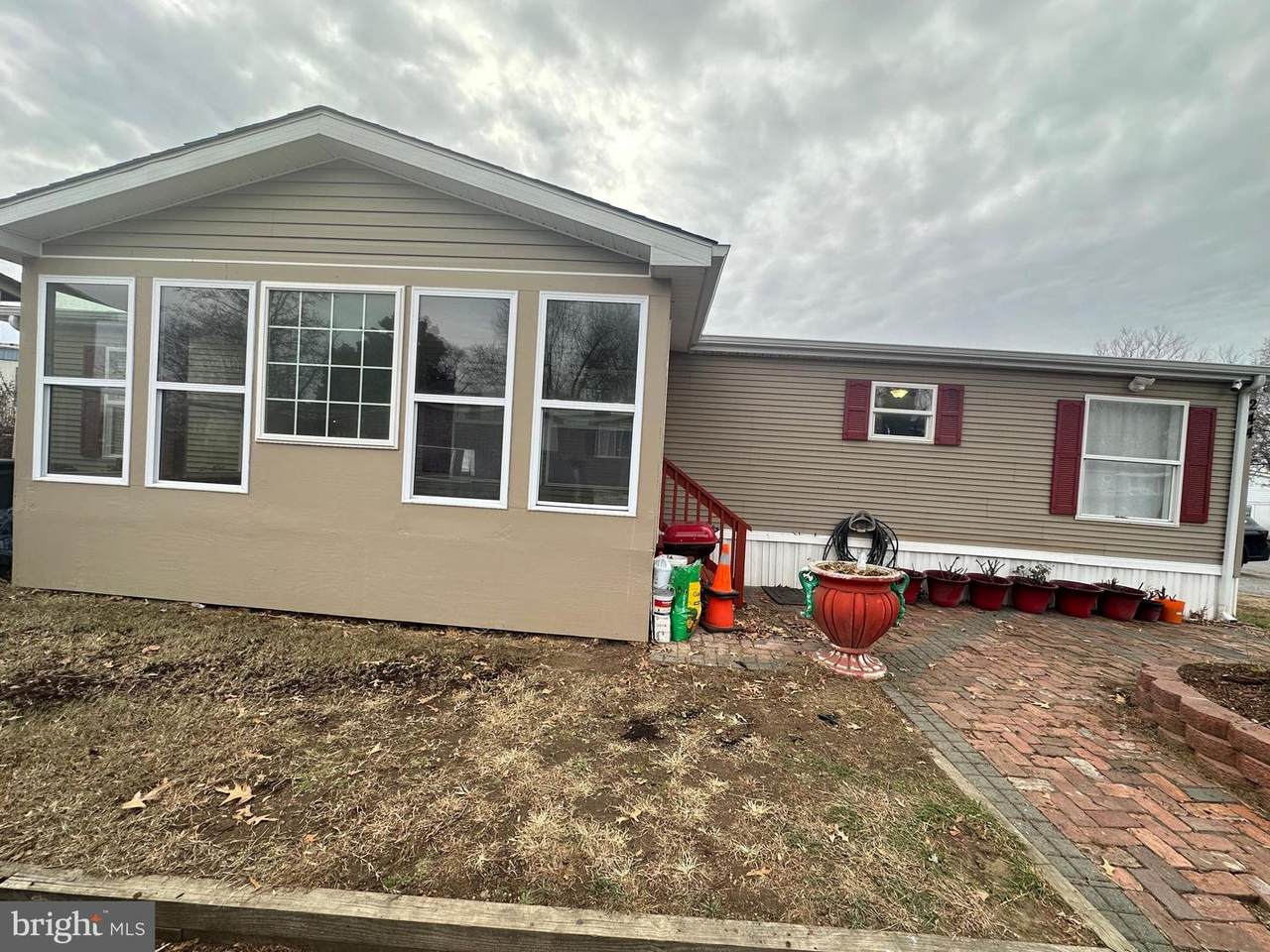 244 5TH Street - Photo 1