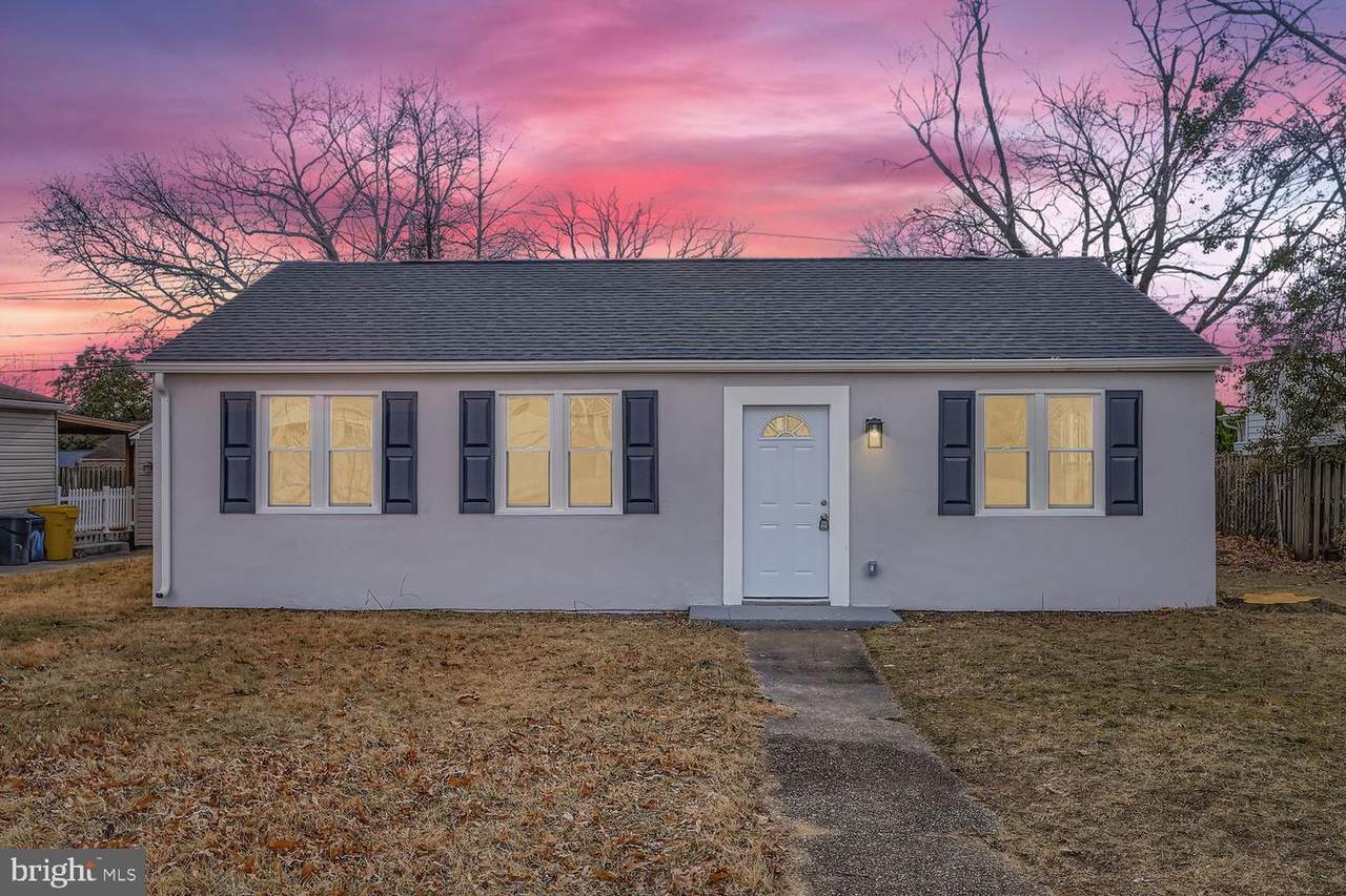 705 Cotter Road - Photo 1