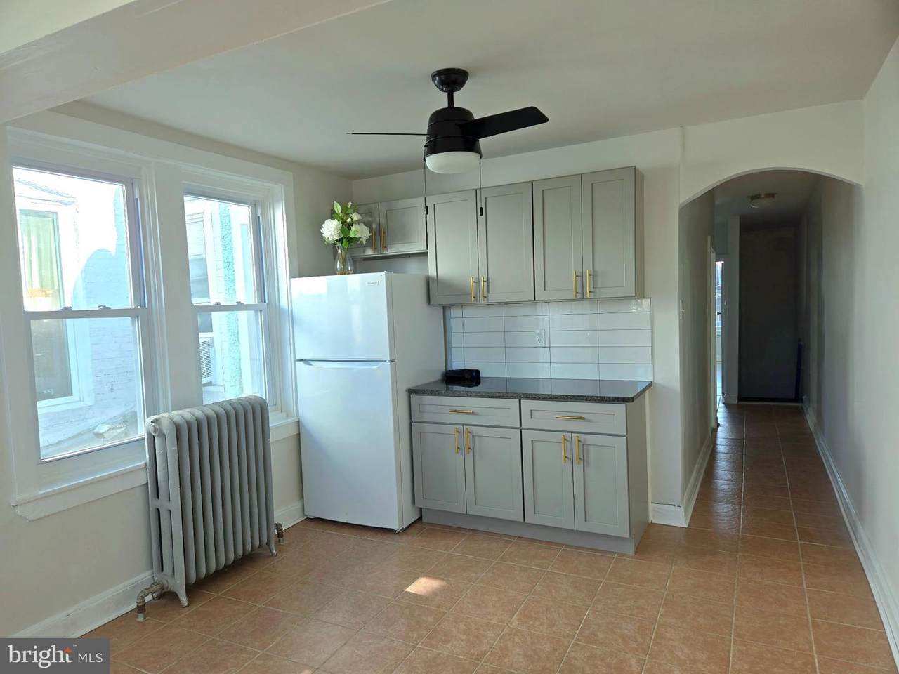 433 Chew Avenue - Photo 1