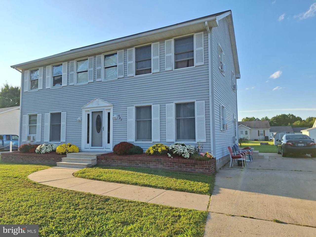 807 Bayly Road - Photo 1