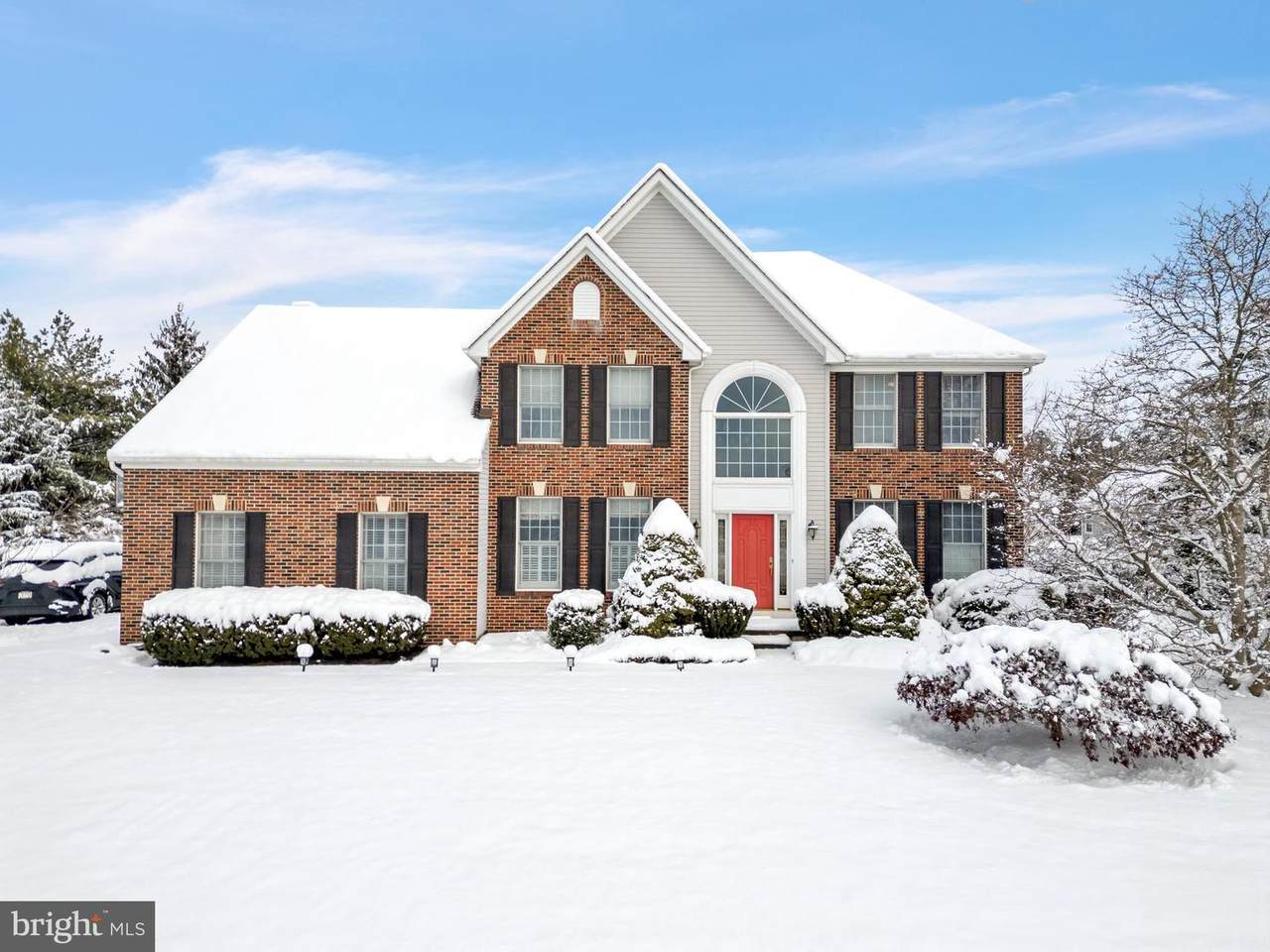 4 Dorchester Lane - Photo 1