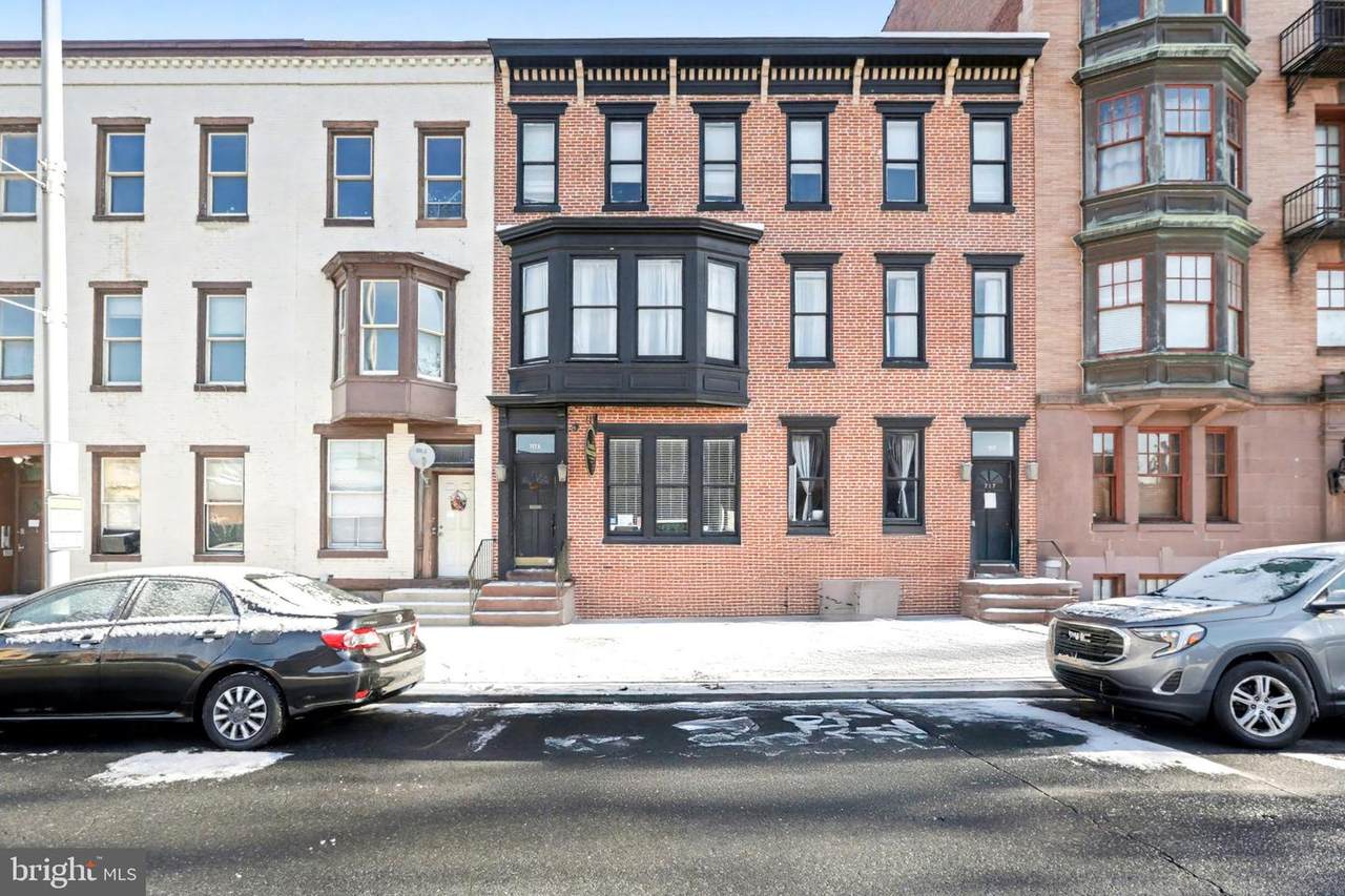 717 2ND Street - Photo 1