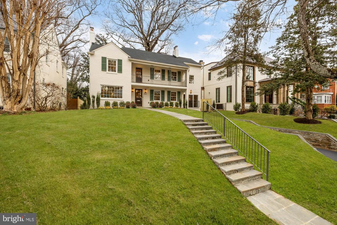 4827 Sedgwick Street - Photo 1