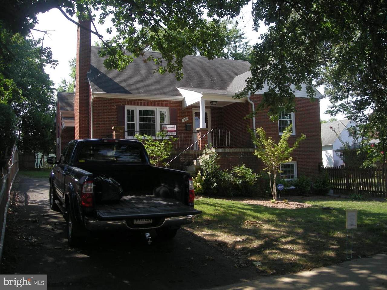 1320 B Rowe Street - Photo 1