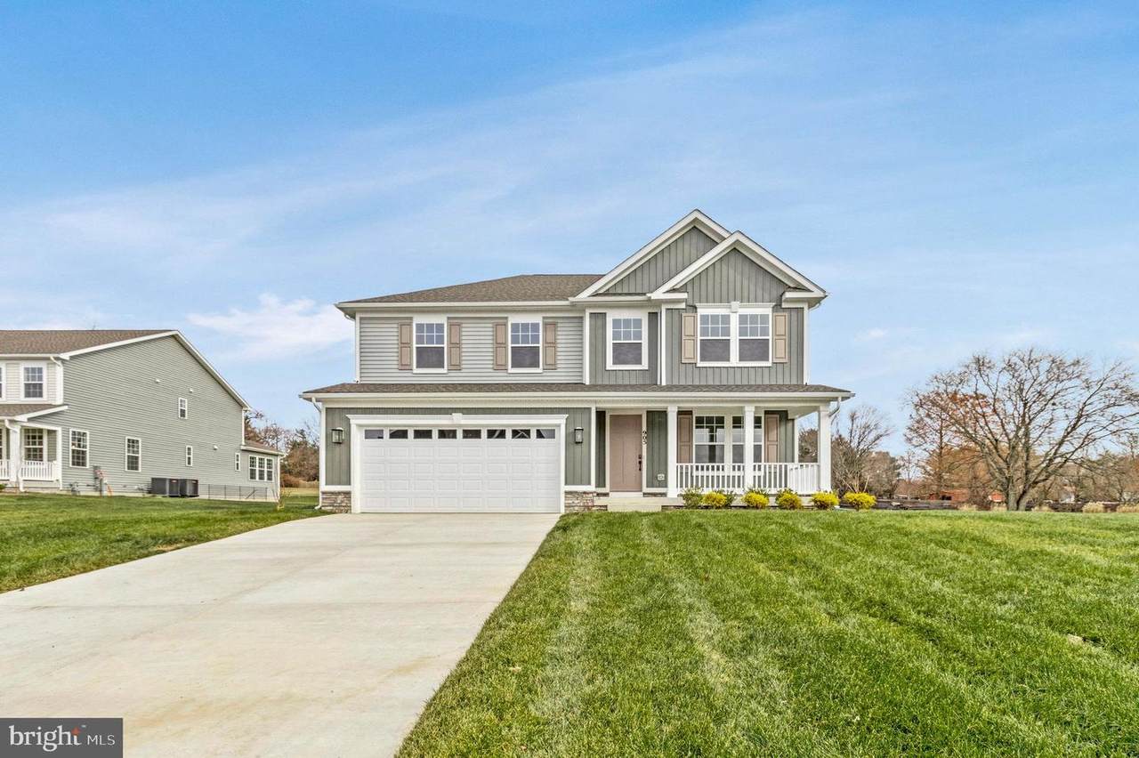 905 Honeyflower Drive - Photo 1