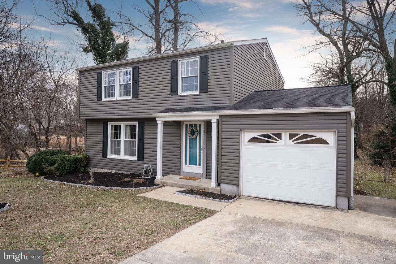 263 Riverdale Road - Photo 1