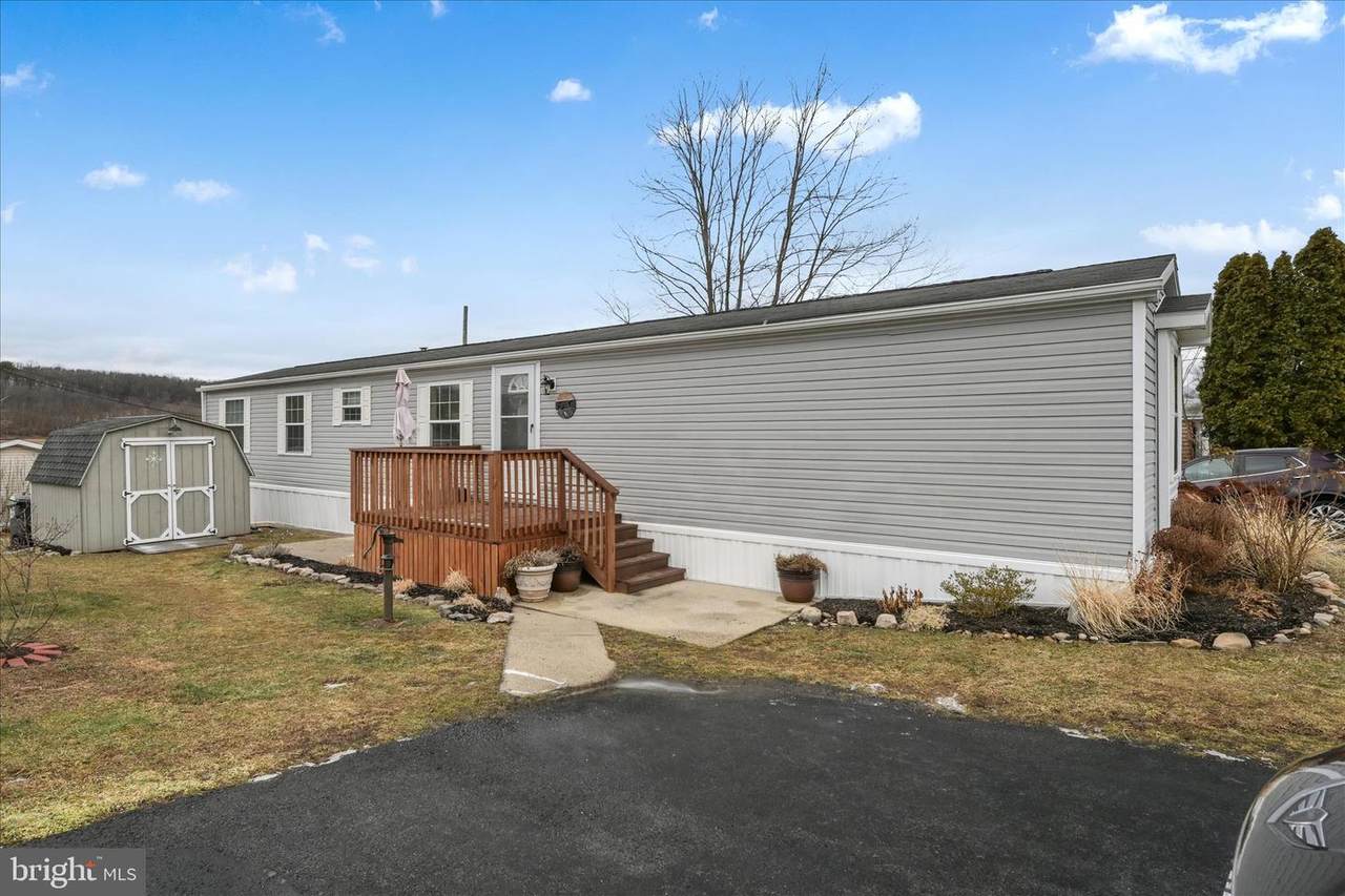 15C Frieden Manor - Photo 1