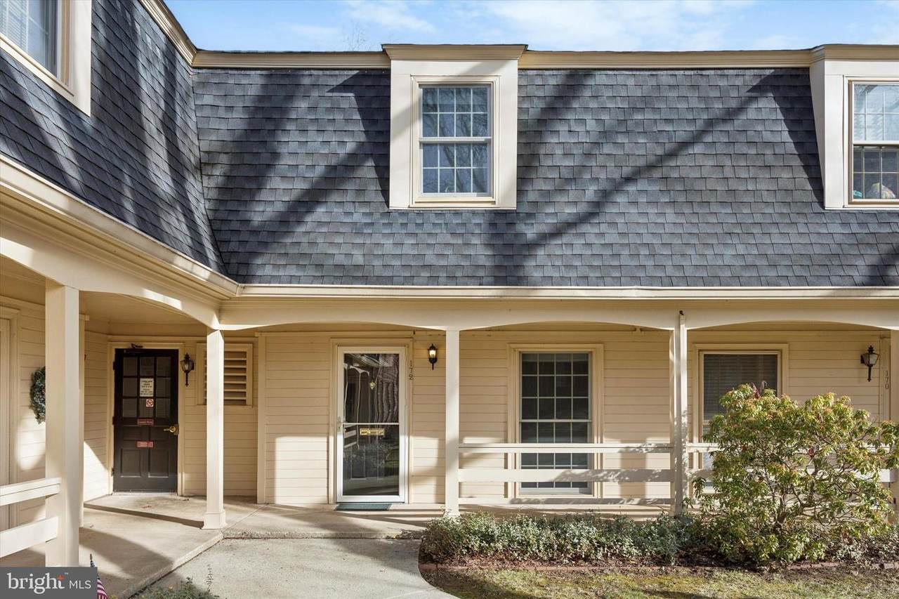 172 Albemarle Drive - Photo 1