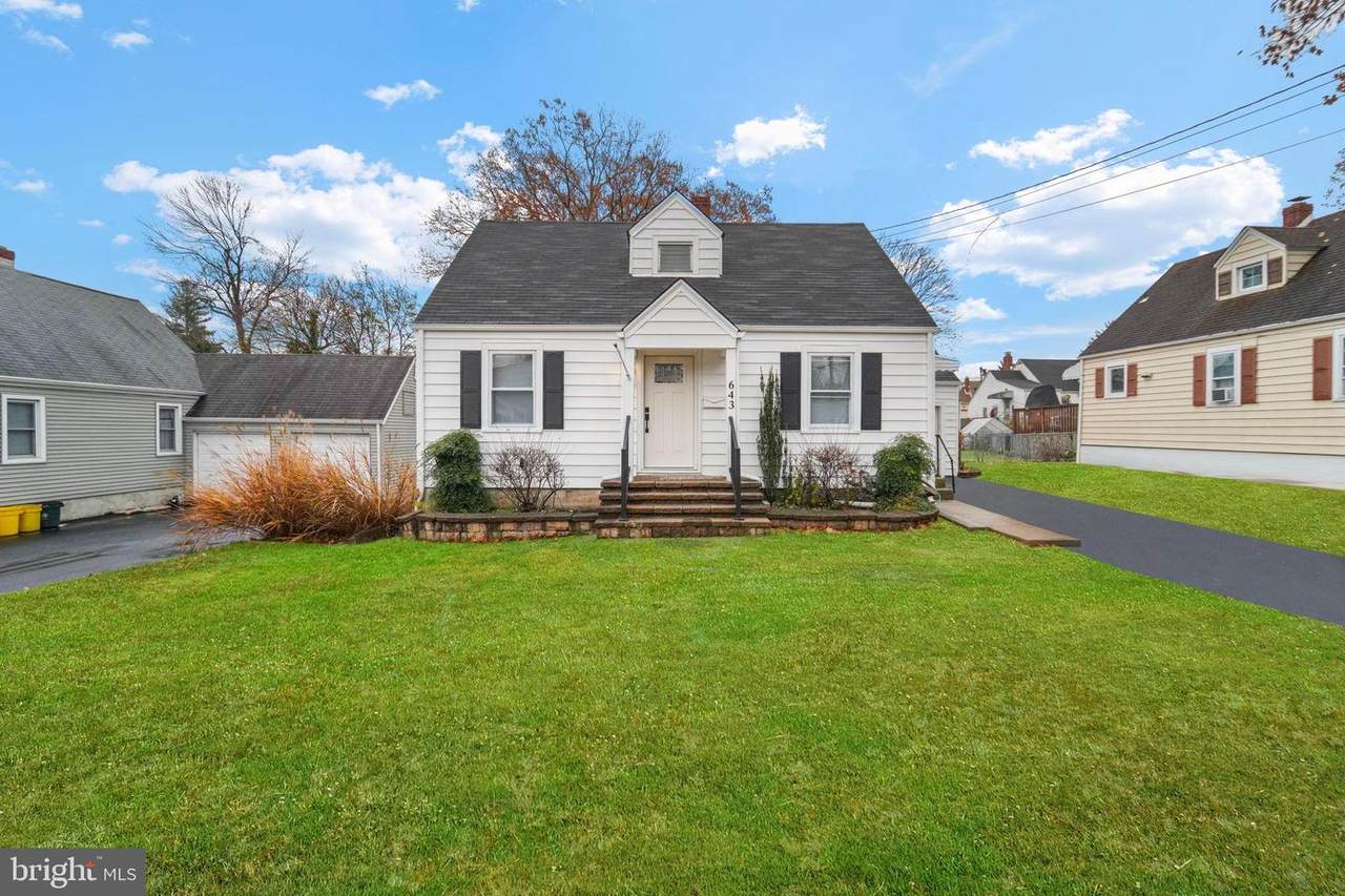 643 Concord Circle - Photo 1