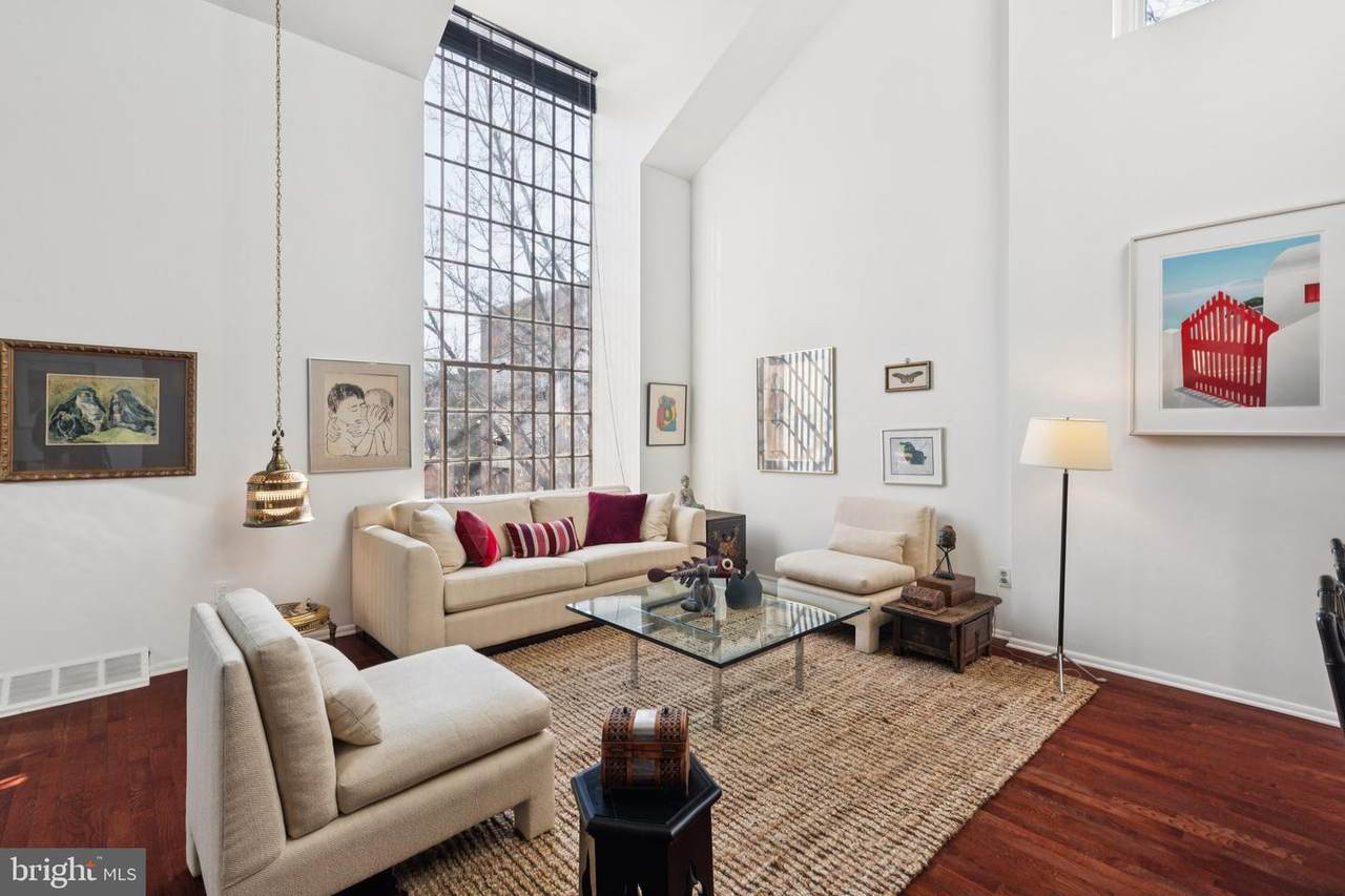 36 Saint James Court - Photo 1