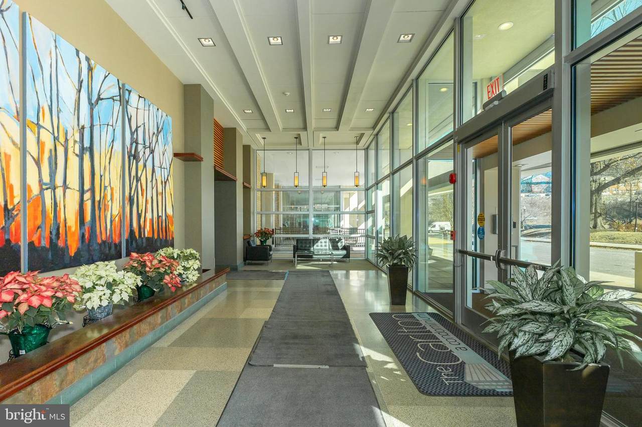 4600 Four Mile Run Drive - Photo 1