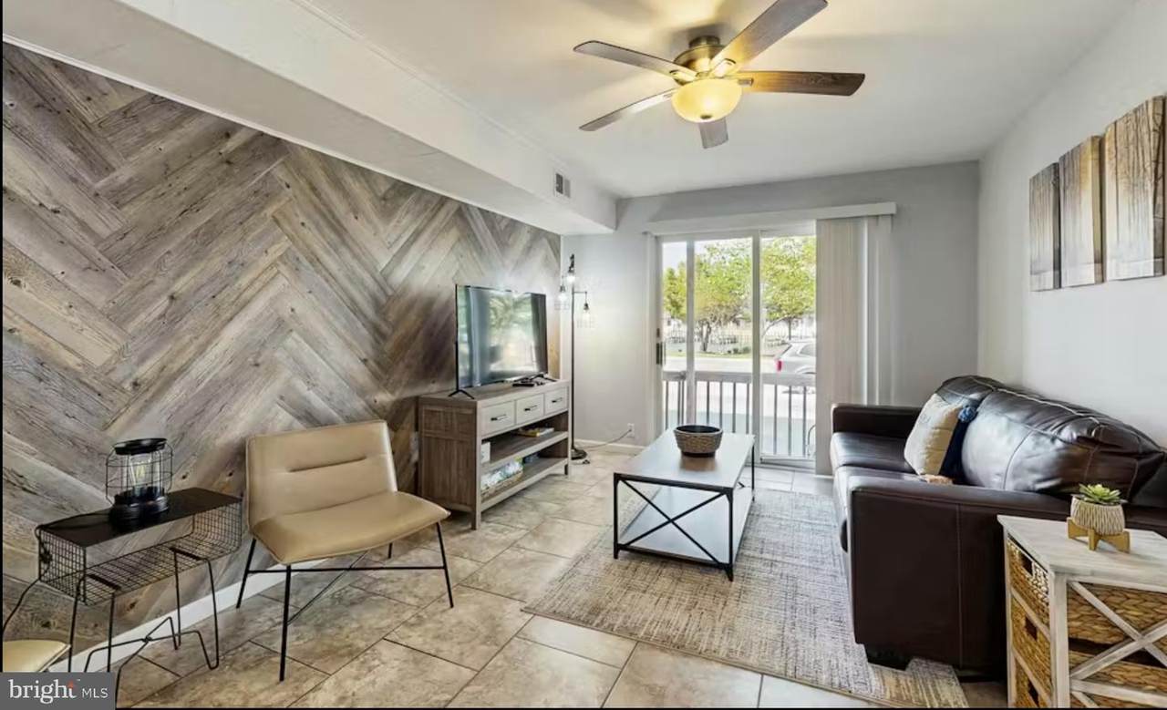 105 Jamestown Road - Photo 1