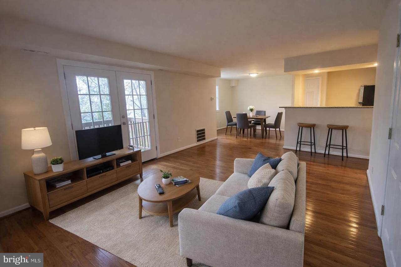 7514 Hawthorne - Photo 1